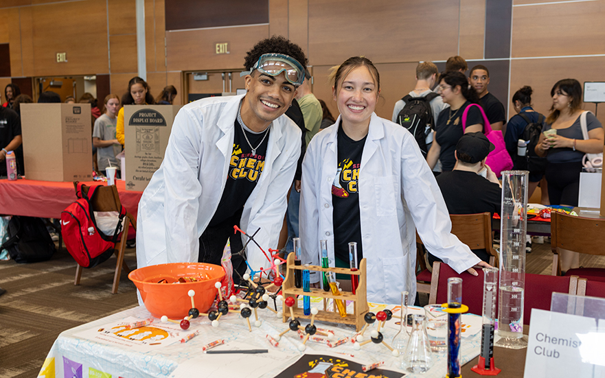 Chemistry Club at OrgFest Fall