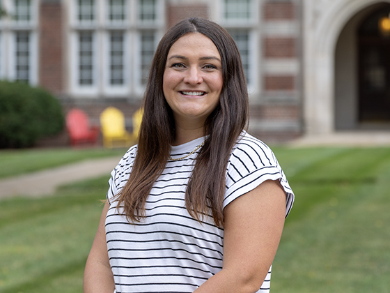 Jessica Thomas Directory photo on campus