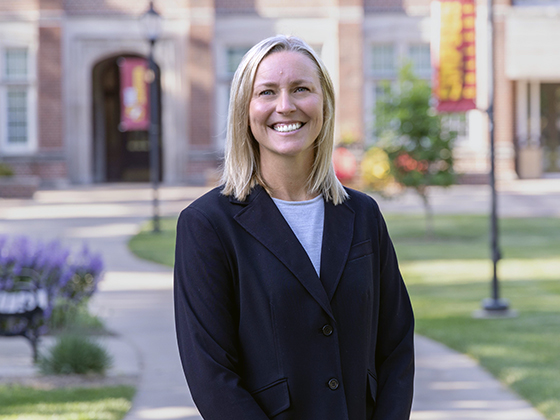 Portrait of Heather Travis on campus