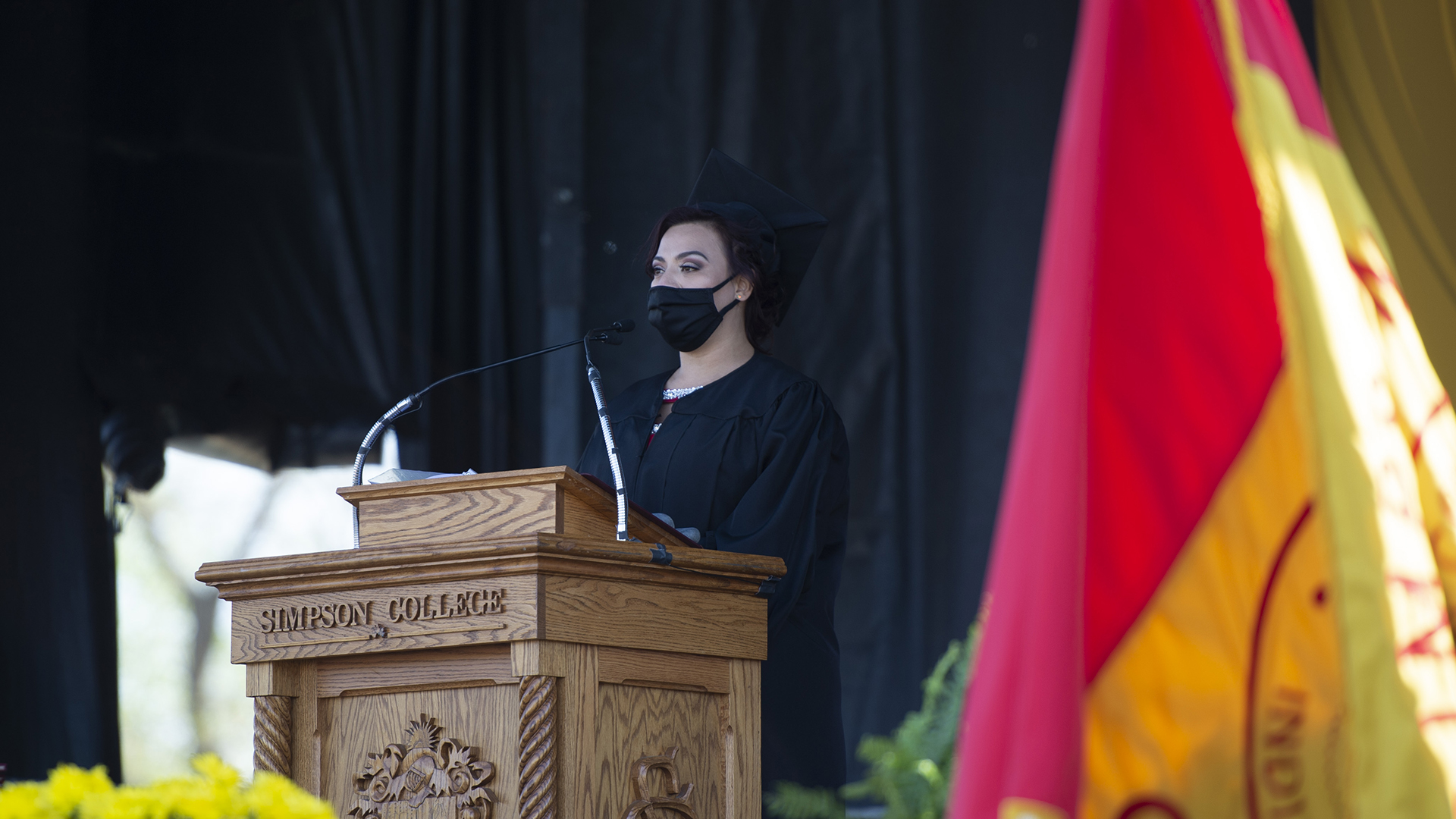 Simpson College graduate Elizabeth Castillo ’20 delivers the continuing and graduate address at the 2021 morning commencement ceremony.