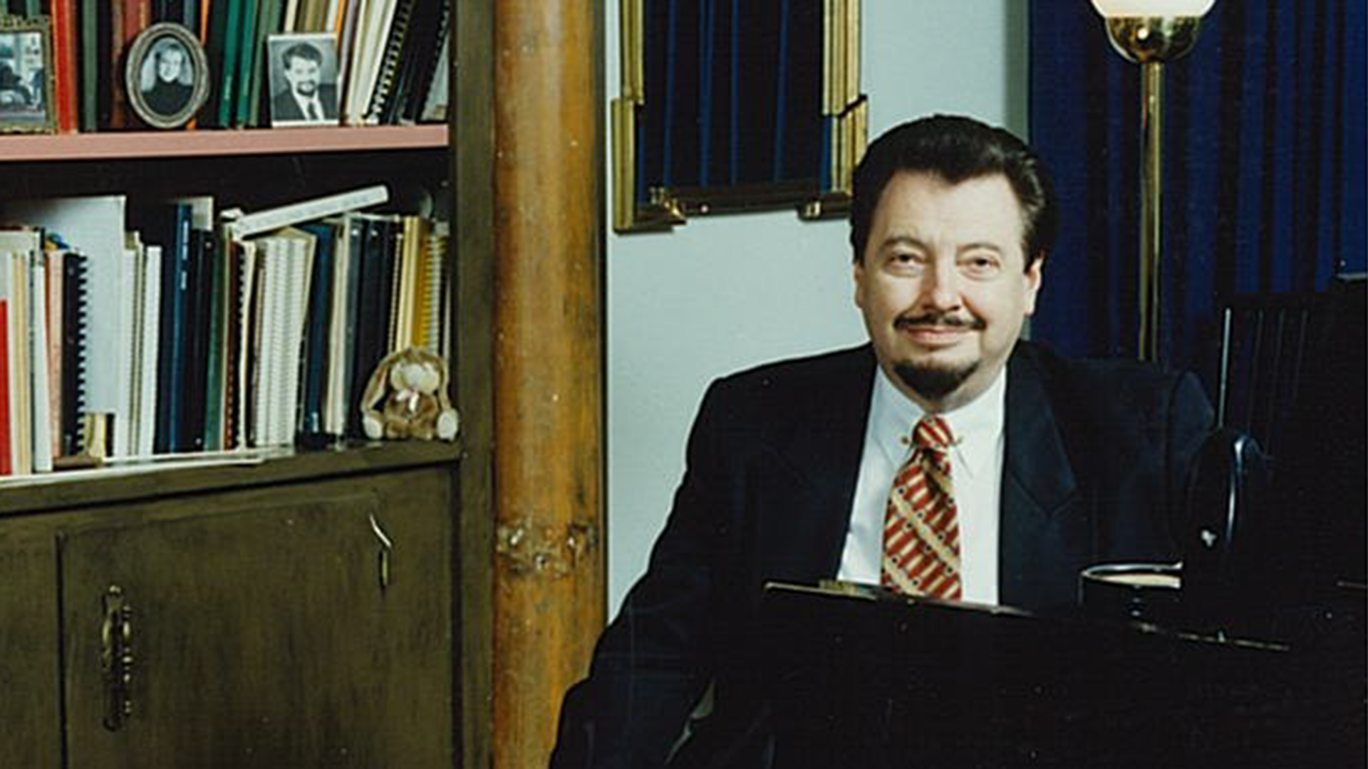 Photo of Robert Larsen in his office